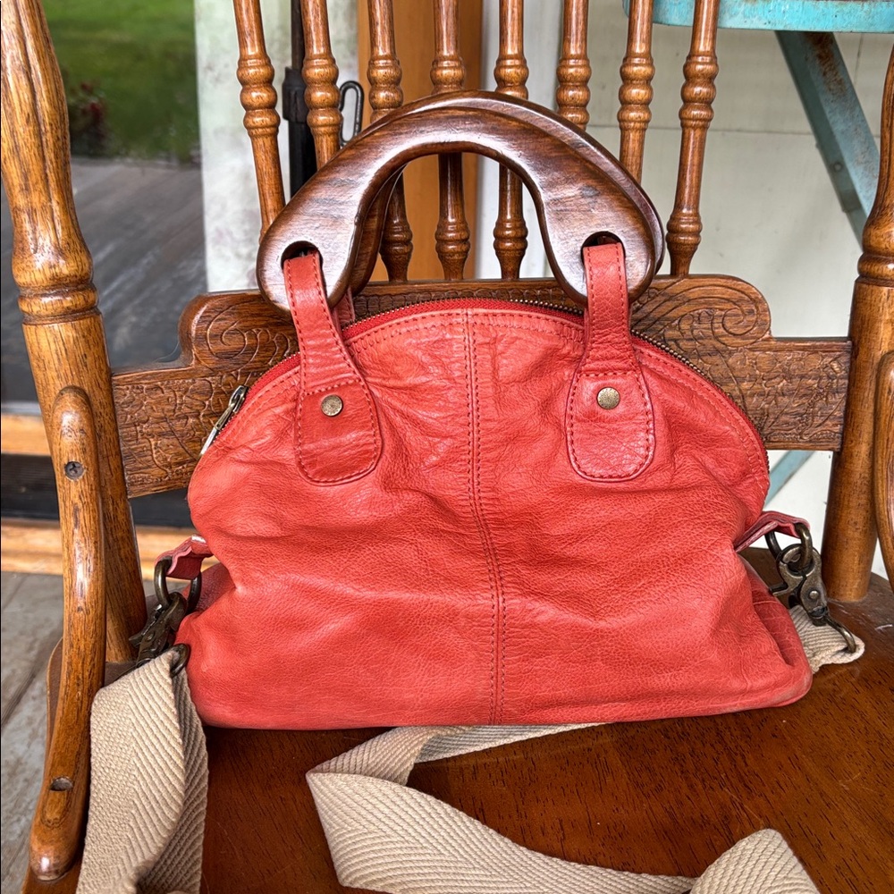 Coral Leather Handbag with Wooden Handles! Amazing!!